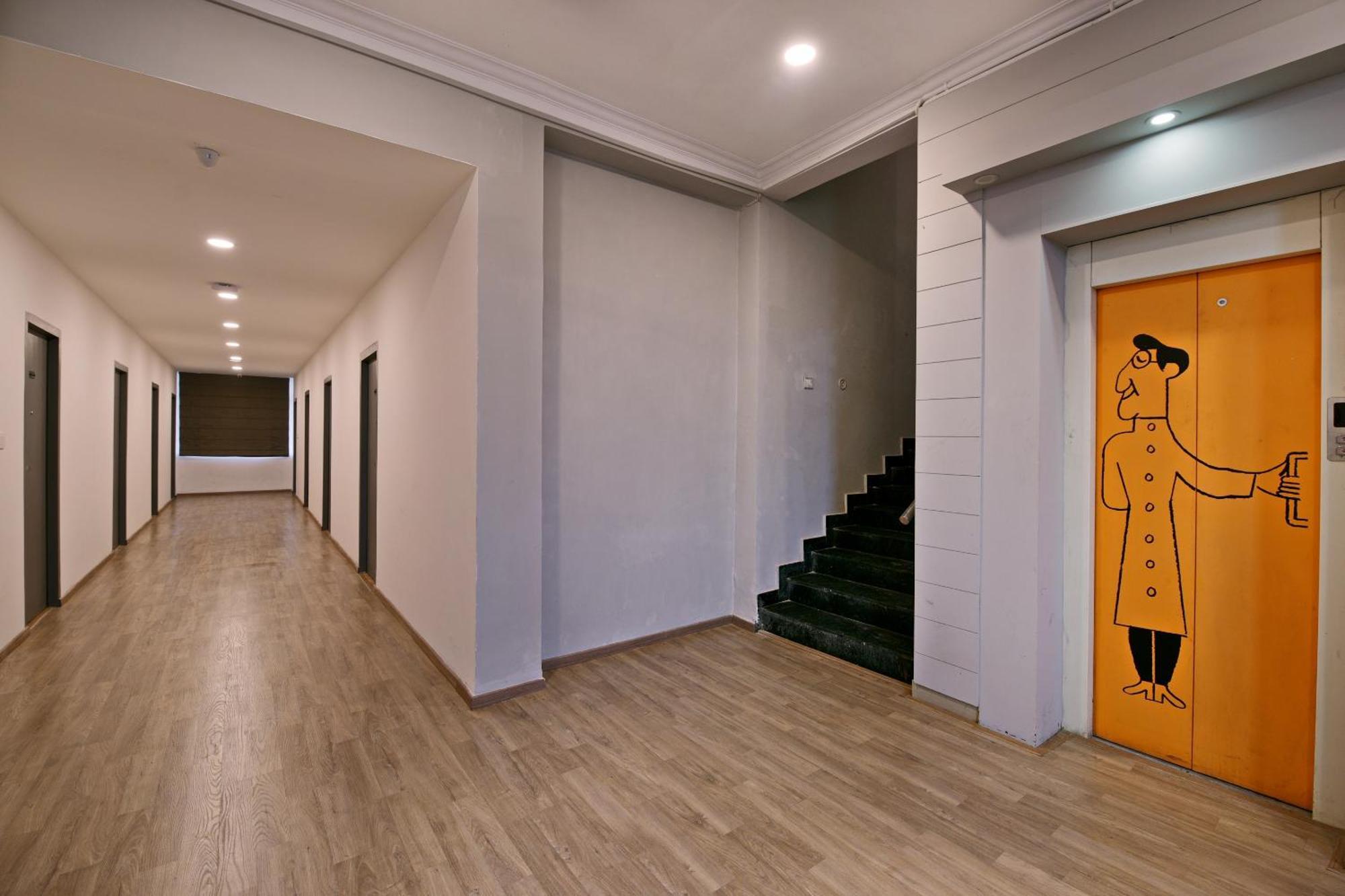Townhouse Function Inn Near Chaudhary Charan Singh International Airport Лакхнау Экстерьер фото